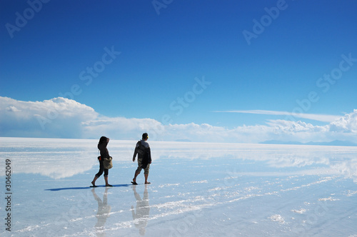 Uyuni salt lake and couple