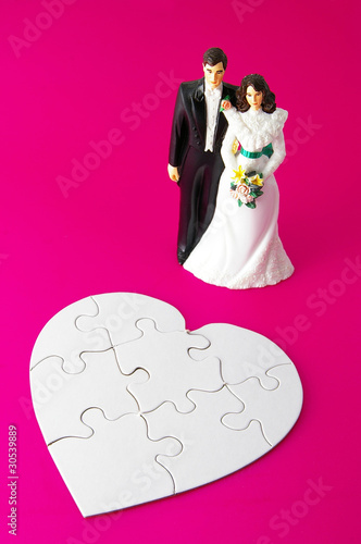 bride and groom cake topper couple with heart puzzle photo