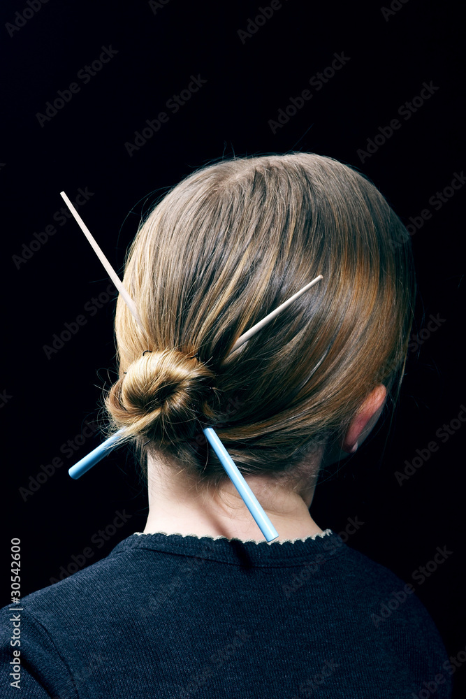 Naklejka premium Mädchen mit Japan-Dutt