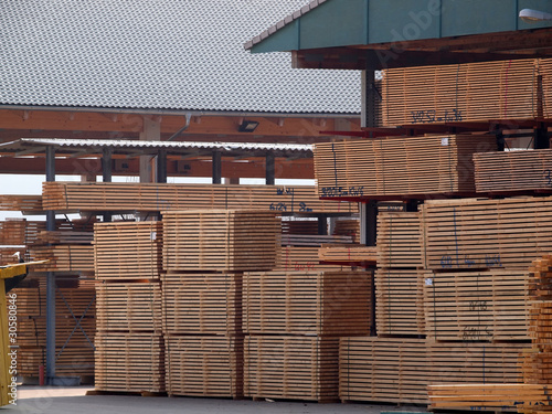 Holzhandlung