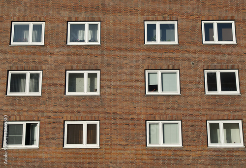 Fassade eines Wohngebäudes in Kiel, Deutschland