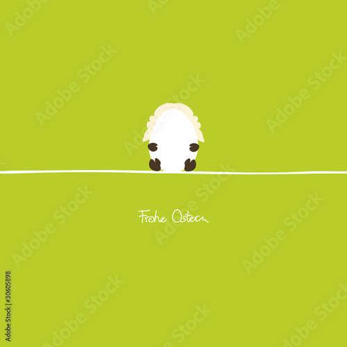 Osterlamm hält Osterei