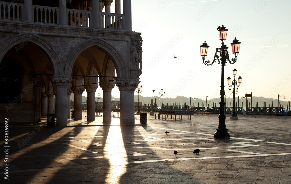 Obraz premium Sunrise in San Marco square