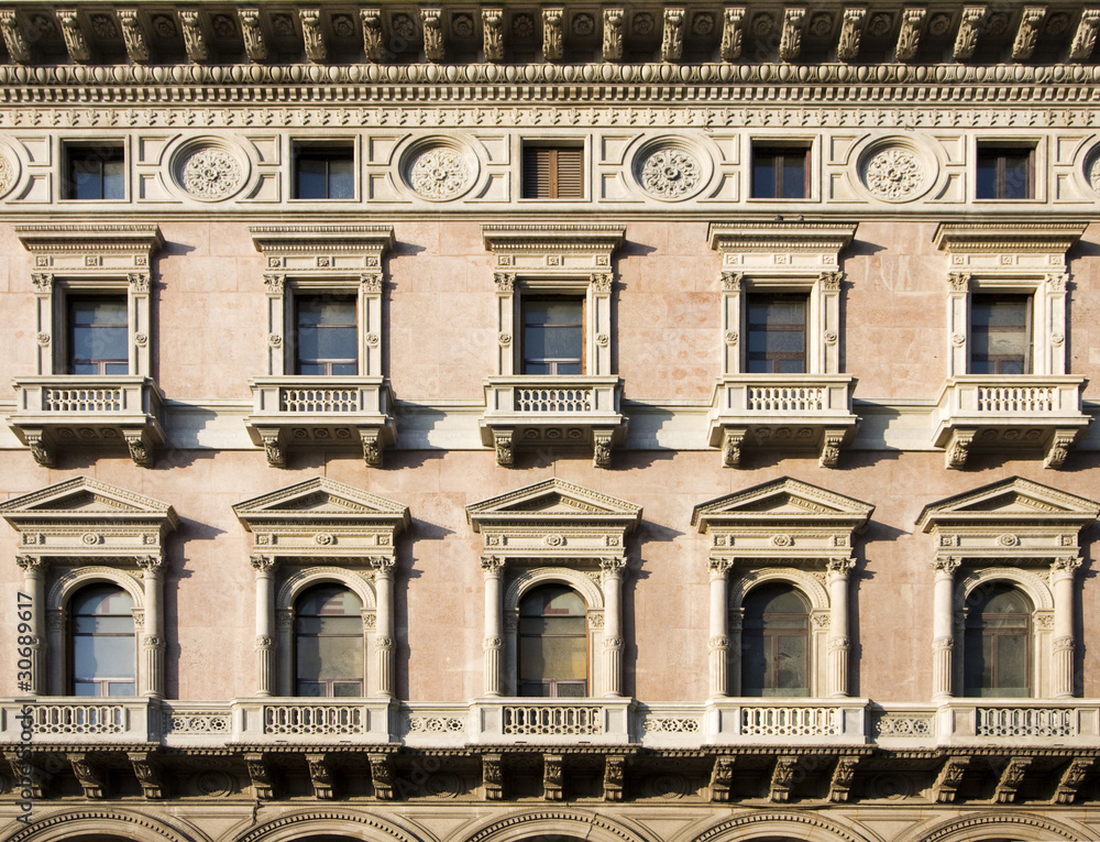 Fototapeta premium antico palazzo a milano
