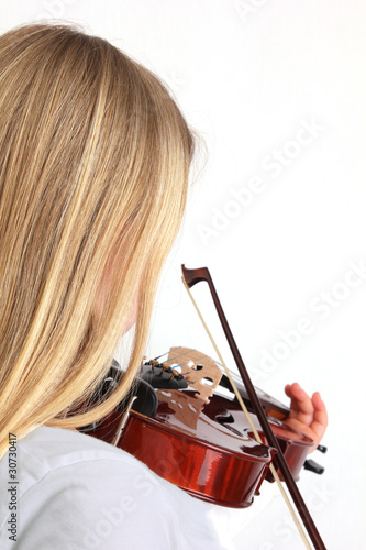 musizierendes Mädchen