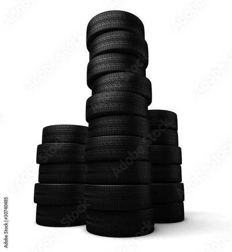 Pile de pneus sur fond blanc 1 © He2