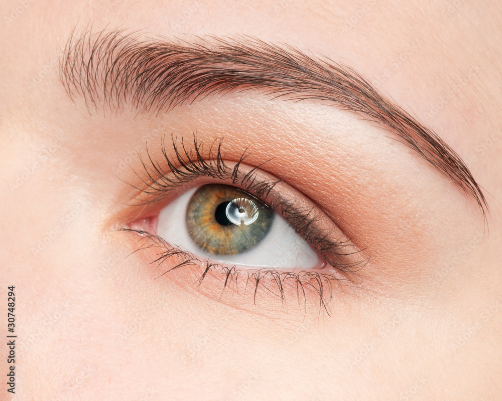 Fototapeta premium Close-up eye of beauty young woman