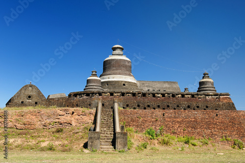 Myanmar (Burma), Mrauk U - Dukkanthein Paya photo