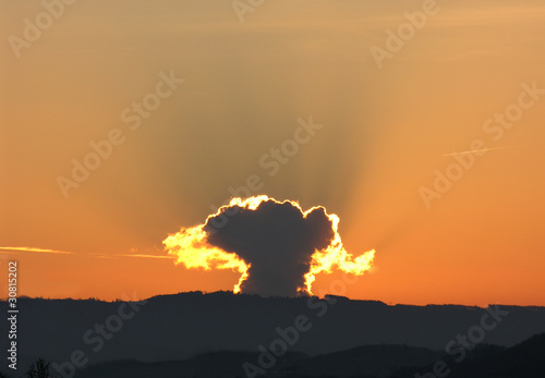 Wasserdampf eines Atomkraftwerkes