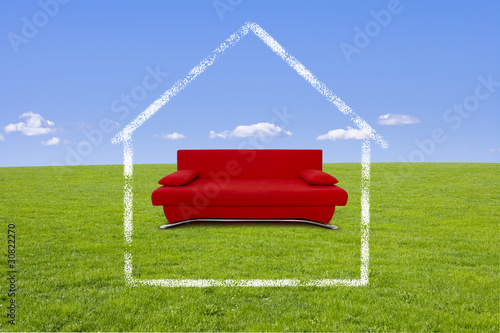 Rote Couch im Traumhaus