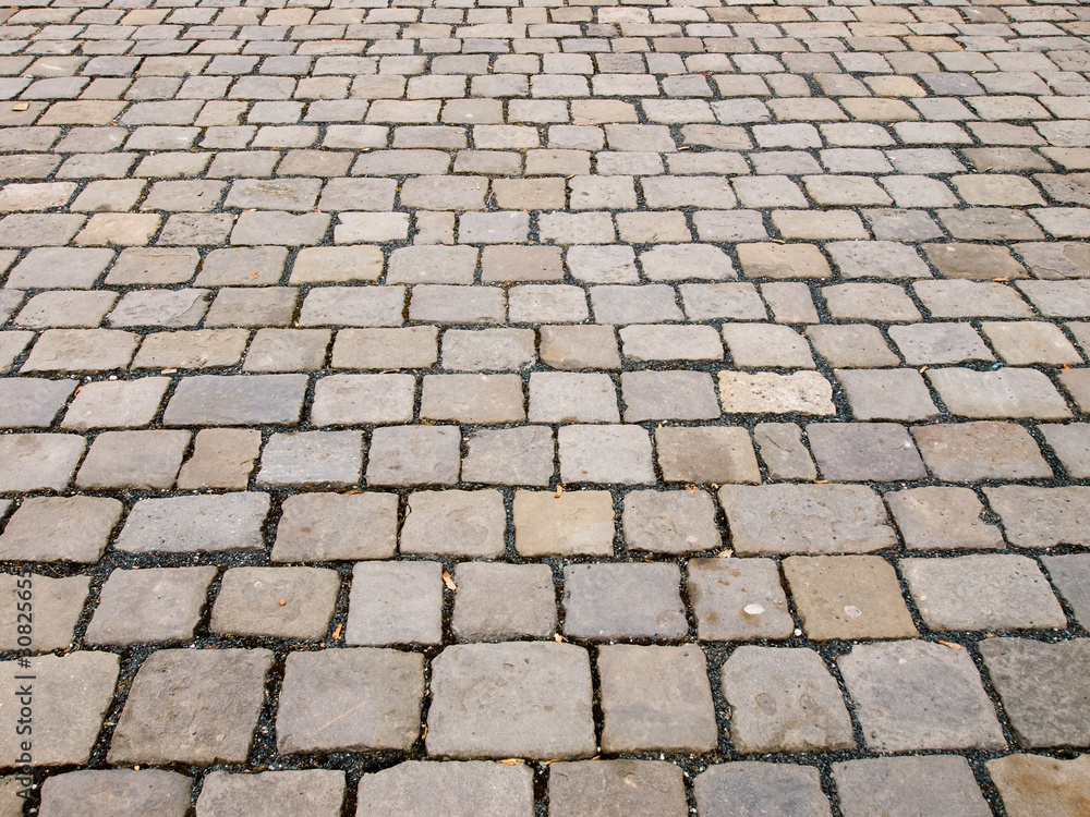 Stone block pavement