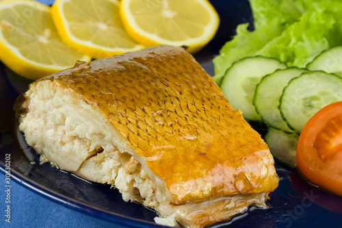 Obraz na płótnie Smoked whitefish, closeup w salonie