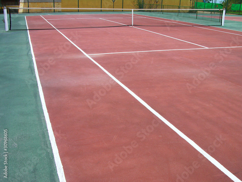 Tennis court © karnizz