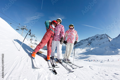 Ski enfants en montagne