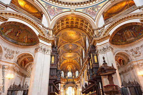 Canvas Print Interior of the St paul's cathedral, London, UK.