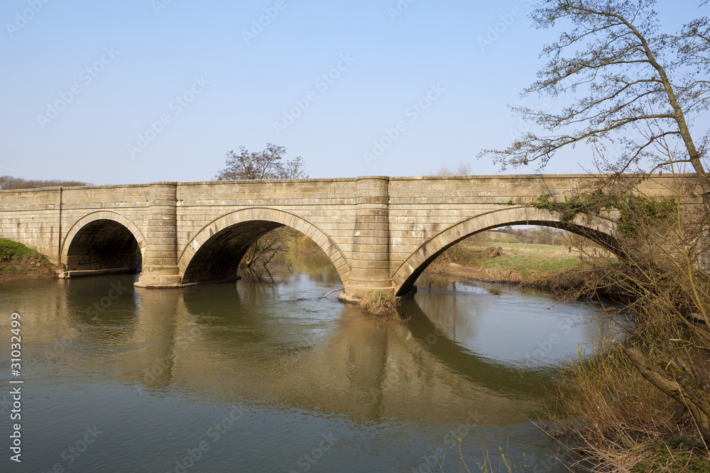 Fototapeta premium old stone bridge