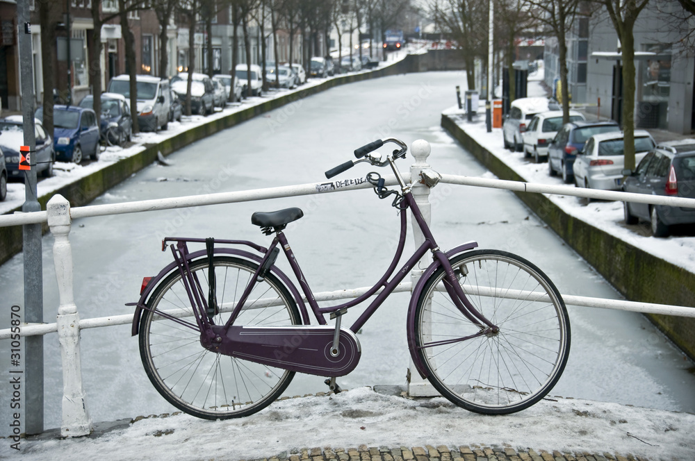 bike in the ice in delft, NL