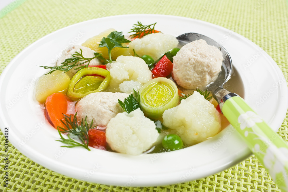 Soup with chicken meatballs and cauliflower Soup with chicken meatballs and cauliflower