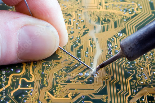 Soldering an electronic circuit