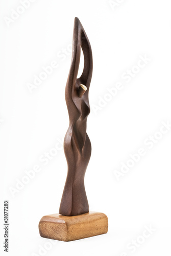 statuette en bois 2 photo