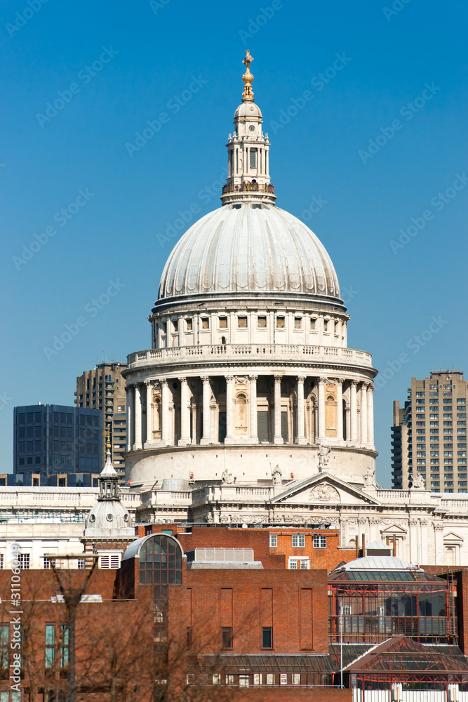 Fototapeta premium st Paul's cupola, London, Uk.