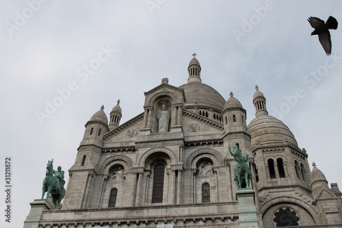 Basilique du Sacré Cœur de Montmartre à Paris © Atlantis