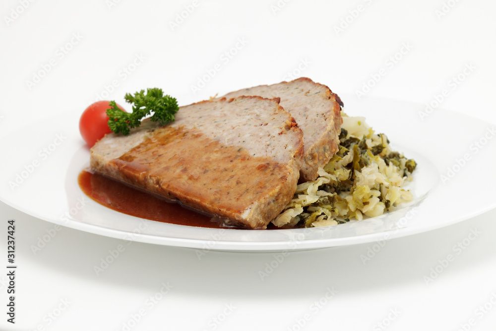 Hackbraten mit Wirsinggemüse Hackbraten mit Wirsinggemüse