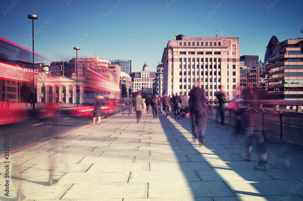 Obraz premium Morning commuters in London.