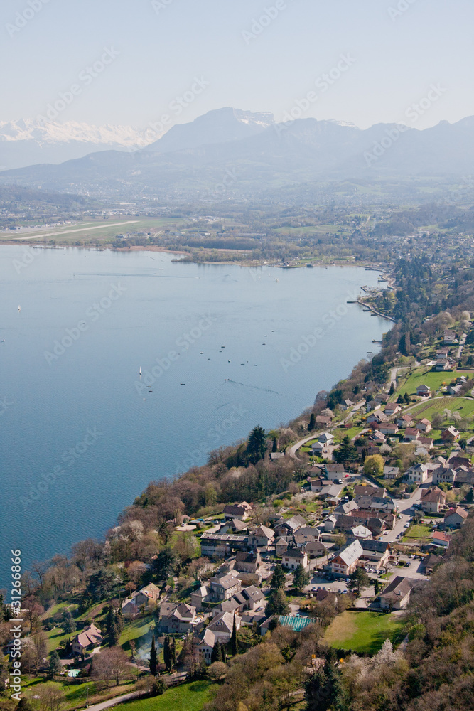 Panorama sur le Lac du Bourget