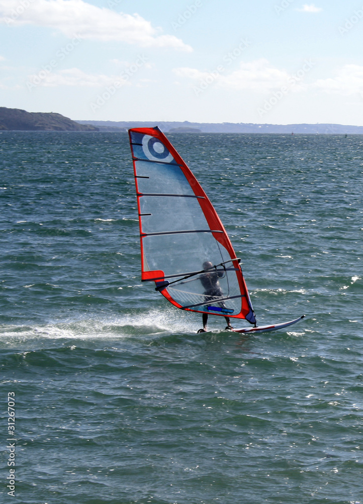 Naklejka premium Planche a voile rapide