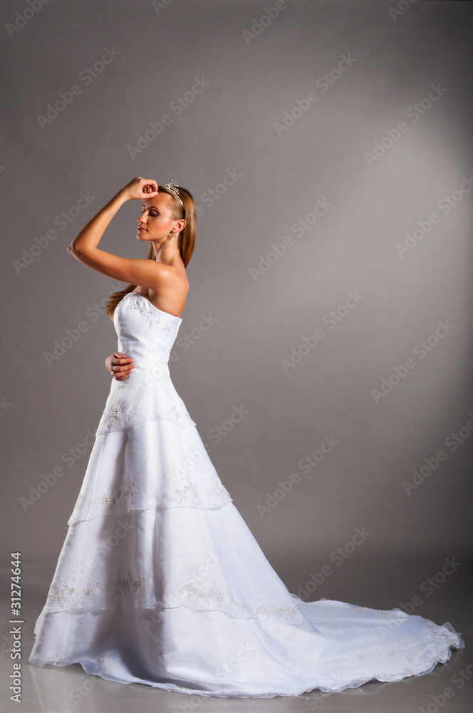 Fototapeta premium bride in wedding dress