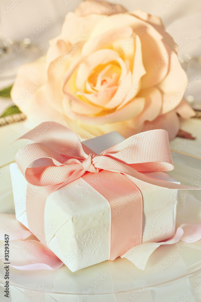 Thank you gift at wedding reception Thank you gift at wedding reception