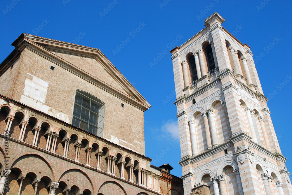 Fototapeta premium La cattedrale di Ferrara