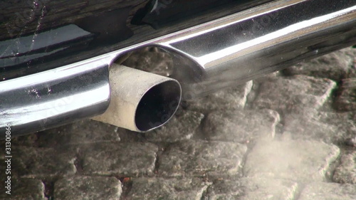 Exhaust pipe machine