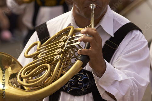 Waldhorn spielen photo