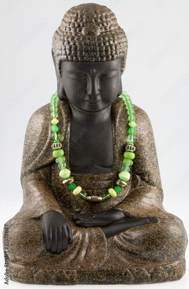 petit Bouddha au collier vert Stock Photo | Adobe Stock