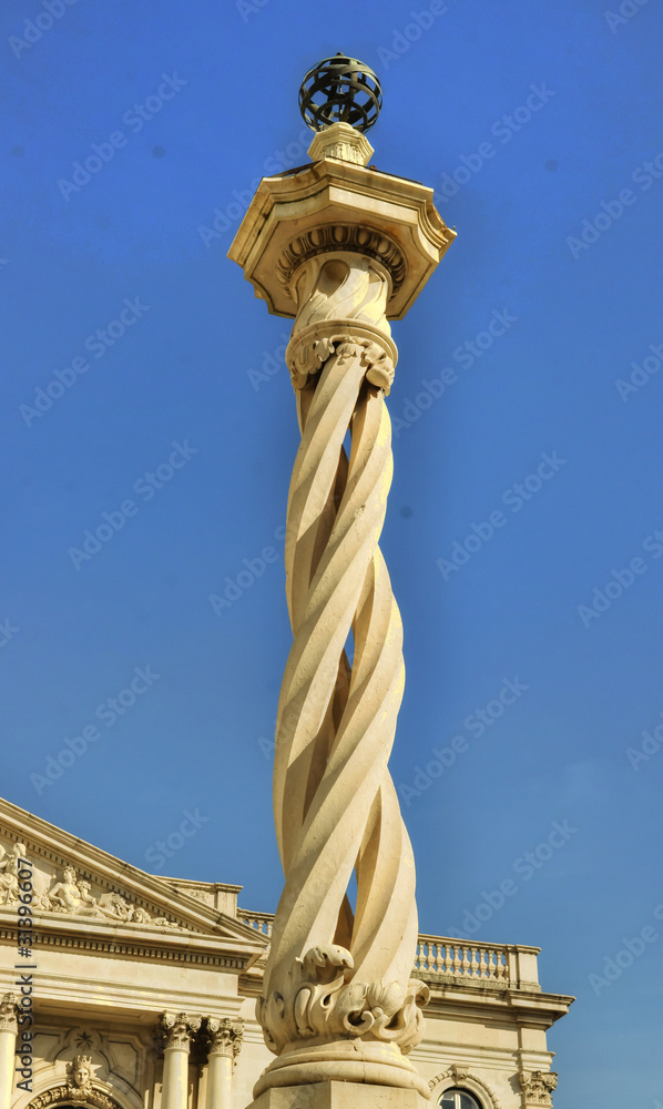 Obraz premium Piller / Säule - Lissabon, Portugal (Lisboa)