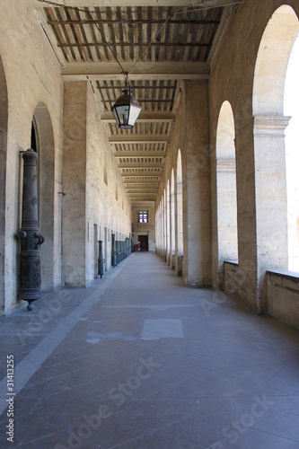 Couloir des Invalides    Paris