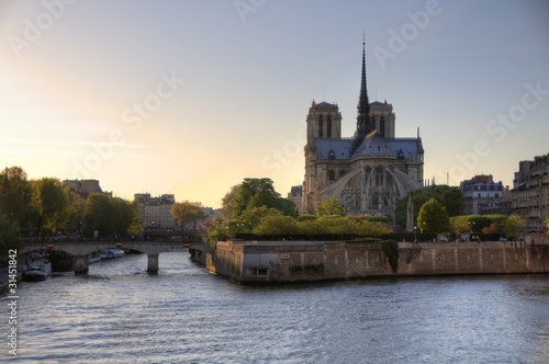 Paryż (Francja) - Katedra Notre Dame
