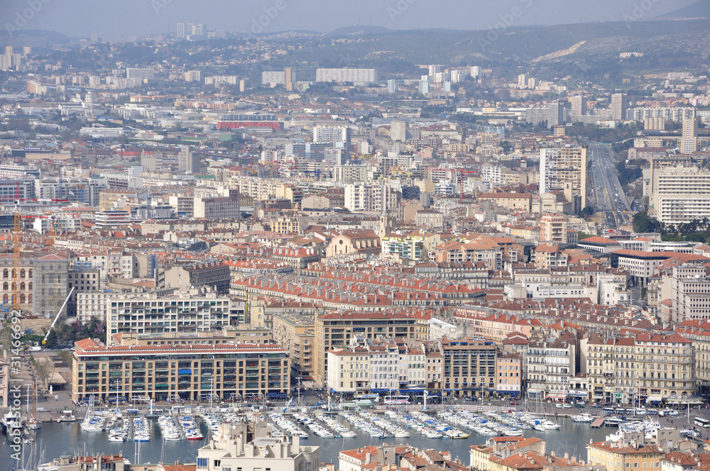 Marseille, 33