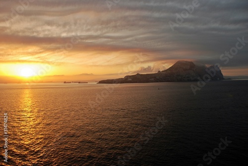 pôr do sol em gibraltar