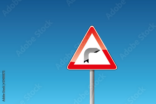 Verkehrszeichen 103-20 Kurve (rechts)