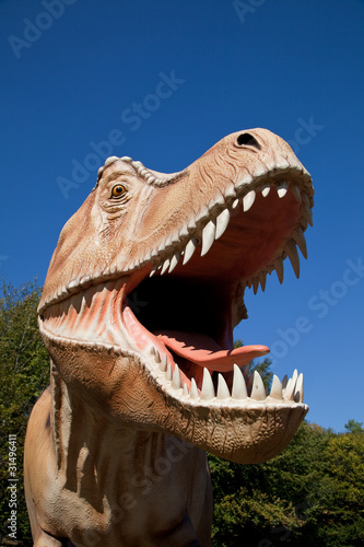 Aggressive T-Rex © Sergii Figurnyi