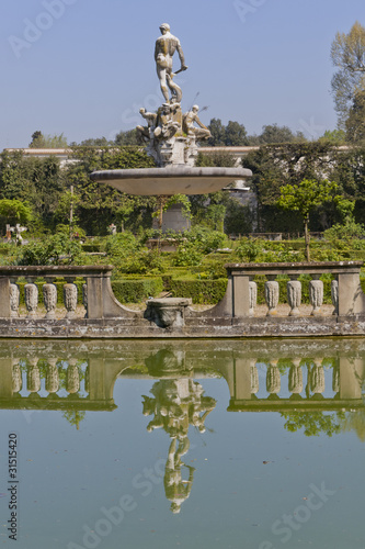 Firenze, Giardini di Bolboli, fontana del Nettuno