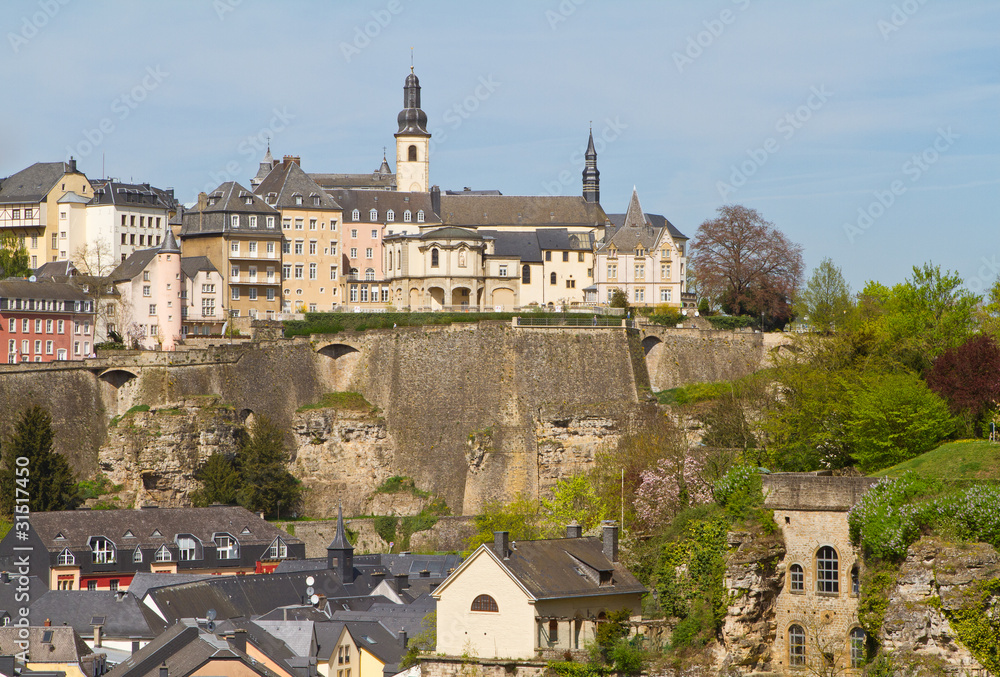 Luxemburg 982
