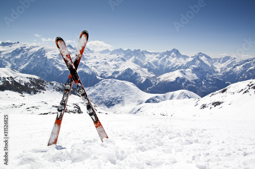 Pair of cross skis