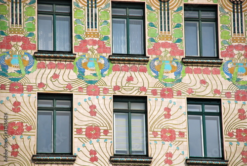 Foto A Jugendstil Facade in Vienna