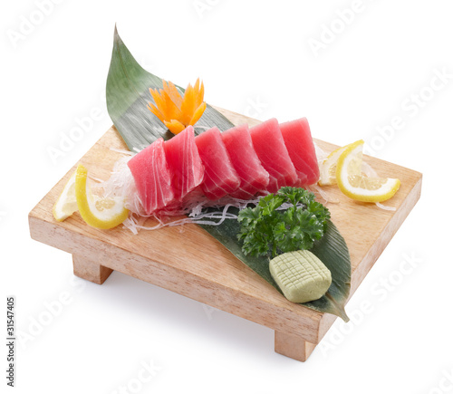 maguro sashimi