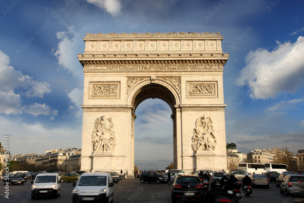 Fototapeta premium Paris, Famous Arc de Triumph in France