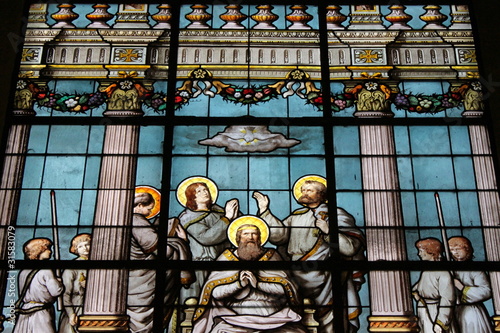 Vitrail de l'église Saint-Philippe-du-Roule à Paris